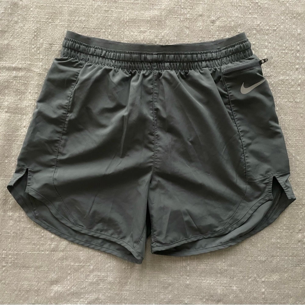 Nike Tempo Lux 5” Shorts